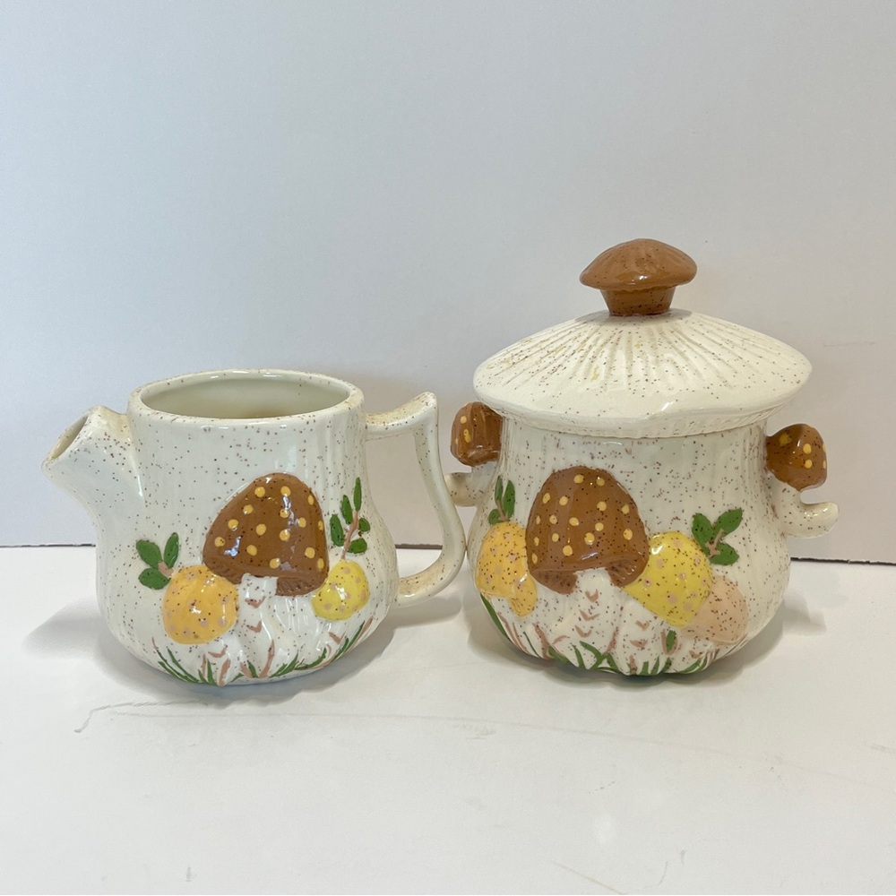Vintage 1970s Mid Century Mushroom Arnels Sugar Bowl & Cream Milk Dish Cottage